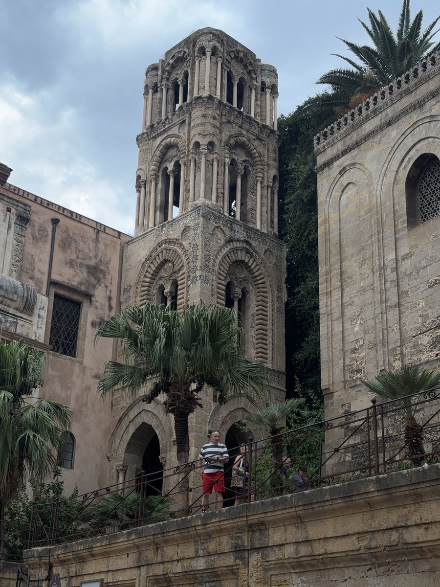 fangdyke's tweet photo. sicily i am inside you https://t.co/WK7NRHvdYo