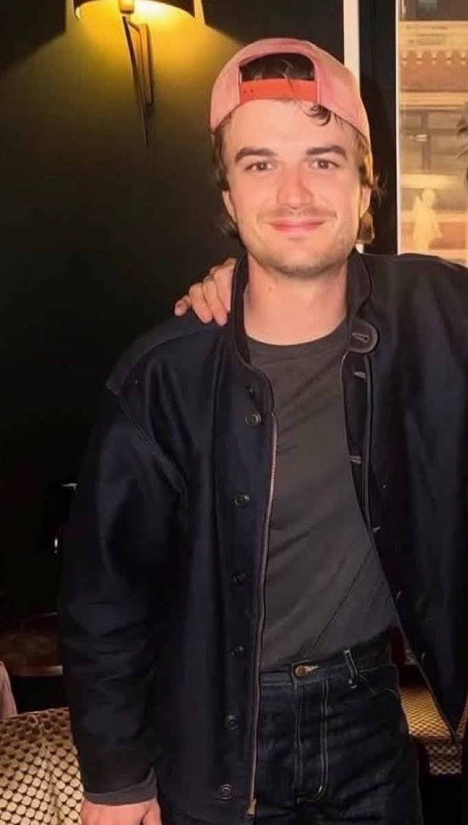 cowboykeerys's tweet photo. he looks so fcking good how am I supposed to continue on with the rest of my day https://t.co/RPmwQlo72a