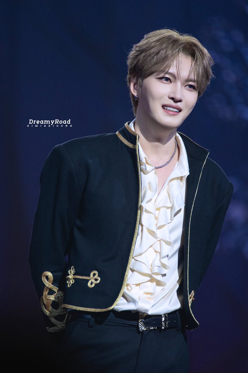 KJJ_DreamyRoad's tweet photo. 261009 JX 콘서트 CORE

@bornfreeonekiss 🪽
https://t.co/0tuLDJroUZ

#JX_CORE #JX #제이엑스
#김재중 #재중 #KIMJAEJOONG
#JAEJOONG #ジェジュン #金在中 https://t.co/9oACytjUrd