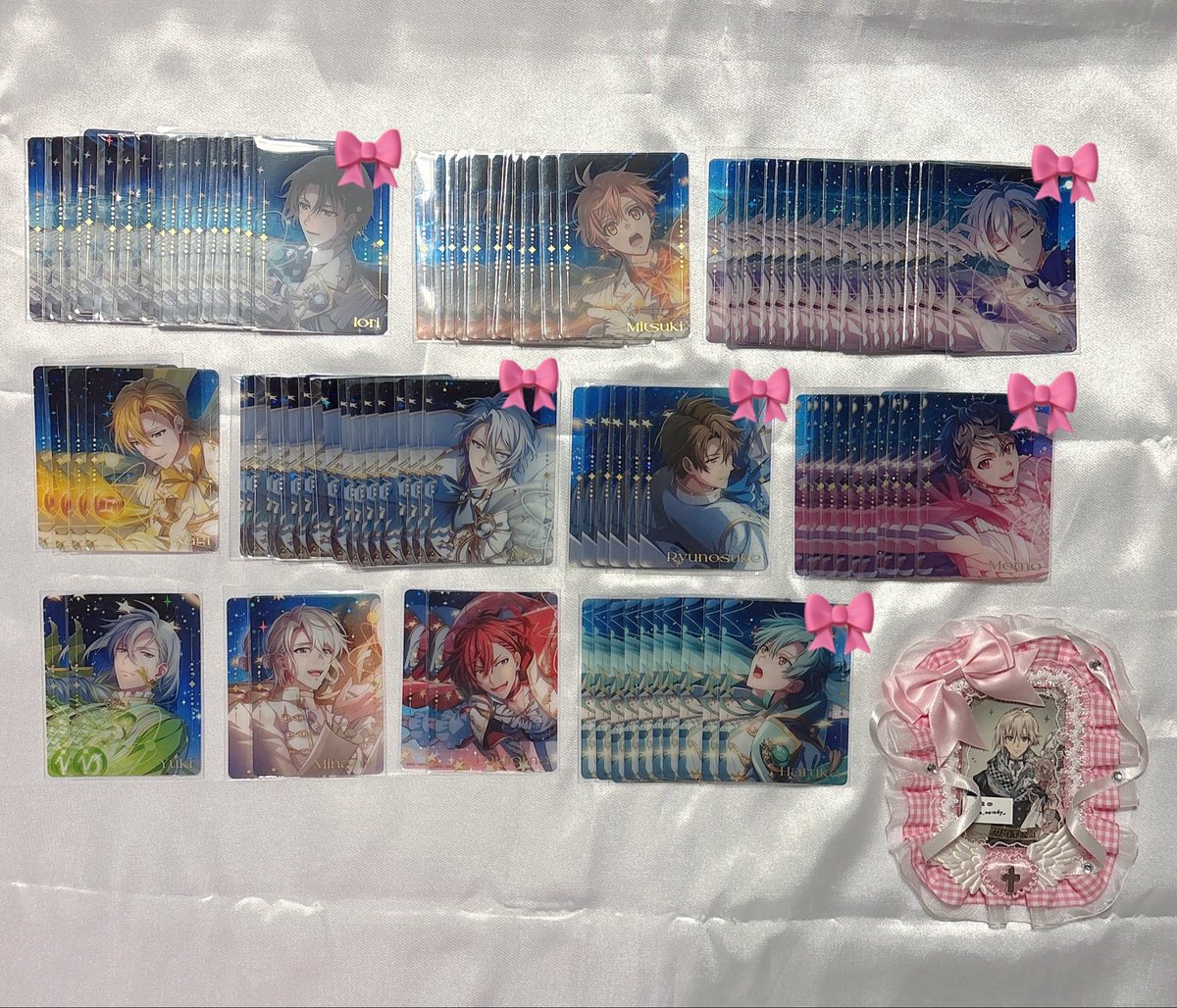 noa_melody_'s tweet photo. 𓊆 交換 / 譲渡 𓊇 アイドリッシュセブン アイナナ 16SS 16 star 16star signs クリアカード 

꒰ 譲 ꒱ 一織16 三月11 壮五19 ナギ4 楽14 龍之介6 百11 千2 巳波2 トウマ2 悠10 

꒰ 求 ꒱ 天 ＞ 陸 or 定価(+送料)

⟡ 2枚目詳細
⟡ 譲渡は無印のみ
⟡ 郵送 or 天王寺手渡し https://t.co/0qwjivuRm5