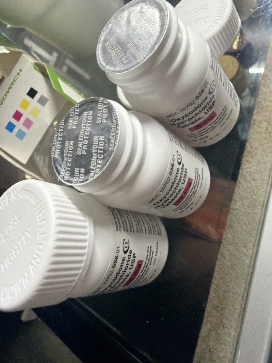 goldenSpharma's tweet photo. Oxycodone 10mg Pink K56 

10 counts $100
20 Counts $200
30 counts $280
50 counts $400
100 counts $700

#drugtwt #drugs #xanax #xanman https://t.co/VD2opsCgKD