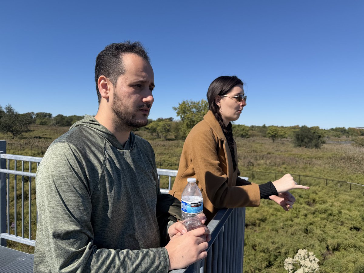 Truegreen7's tweet photo. No video on RivalRon this week since I’m hosting @LoreKeeperToby and @CuppaPhee for a few weeks and we’re exploring Unova. Showing them the sites and taking great pictures of them too. But of course, lot’s of stuff brewing for the coming months… maybe with these two as well. https://t.co/IK3yFBo7yk