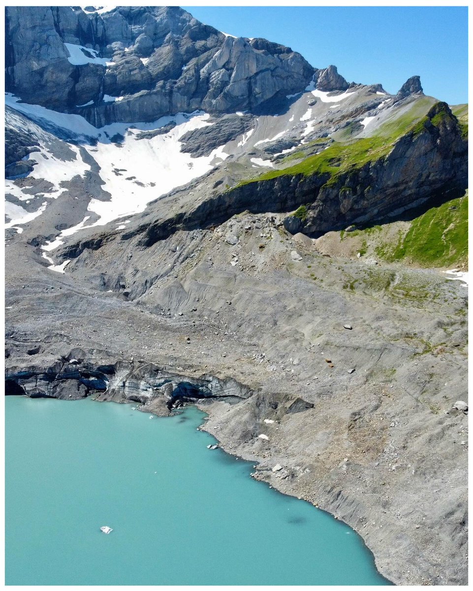 Thaynar40655746's tweet photo. Griesslisee, Switzerland: a hidden alpine escape with turquoise water, rugged terrain, and dramatic peaks reflected in perfect silence. For those who choose wild landscapes over crowded viewpoints. https://t.co/gjL7vXQa5h