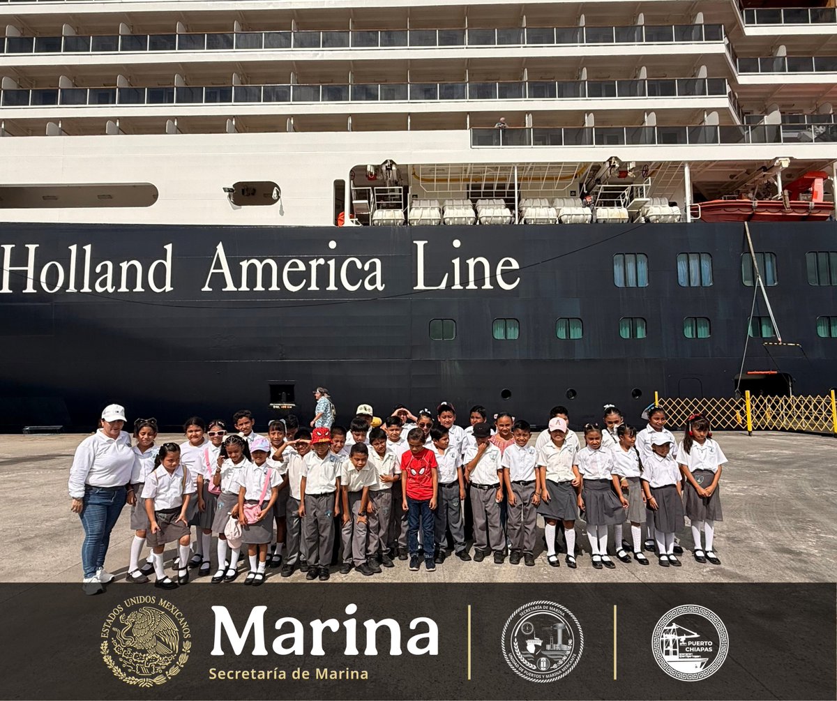 puerto_chiapas's tweet photo. ¡Fomentando la cultura portuaria! 🚢👧👦
Recibimos a los alumnos de la primaria Álvaro Obregón en Puerto Chiapas para una visita guiada. 🌊✨ Aprendieron sobre las actividades turísticas en los arribos de cruceros. ¡Gracias por venir! 🤝🎒
#PuertoChiapas #VisitaGuiada https://t.co/ftqa7YCEMQ