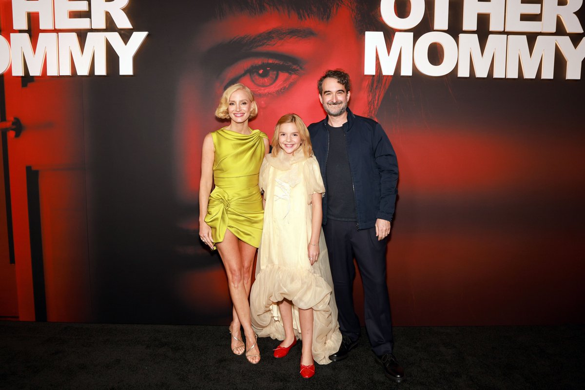 UniversalHorror's tweet photo. Mommy’s happy family at last night’s fan screening. See Other Mommy now playing only in theaters. Get tickets: https://t.co/FEaRXCbRwA https://t.co/cudAPF48Ww