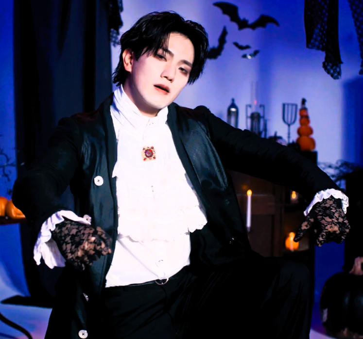Sinsnse's tweet photo. Mrs.VAMP
4shotと、Silly dog &amp; Black cat
末サマはピントが合うシーンが少なかった。。。 https://t.co/joN9Qopf0K