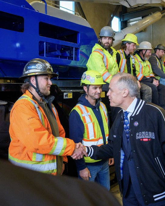 JerryJacobsJr's tweet photo. Mark Carney: Welders. Electricians. Crane operators. We need more skilled trades workers to help deliver on our plan to double Canada’s electricity grid by 2050. https://t.co/vCzFAaoqoI