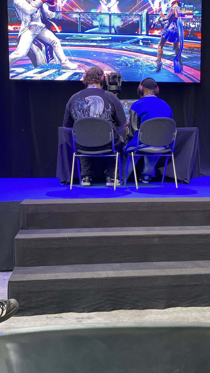 AshZlatan's tweet photo. See you tomorrow Round 2 Evo losers side👹 https://t.co/YbRS4EBy5a
