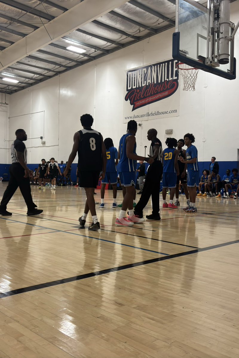 danielsiehndel's tweet photo. Mullen JUCO Jamboree — Notable Friday Morning Performers

📍Duncanville, TX

Arouna Sangare | 6’1” Guard | Howard
Harry Hassler | 6’7” Forward | Howard
Zequan Lewis | 6’2” Guard | New Mexico
Jerry Rabibisoa | 6’7” Forward | New Mexico
Justin May | 6’1” Guard | Missouri State-West Plains
Jeremiah Ibeziako | 6’8” Forward | Coffeyville
Bailey Milligan | 6’7” Wing/Forward | Seward County
Jaiden Simmons | 6’4” Wing | Seward County
Knowledge Carter | 5’10” Guard | Southwestern Christian
Skyler Holt | 6’5” Wing | Southwestern Christian 

@Arn22z @HarryHassler06 @ZequanL10379 @PepinJerry75504 @justinmayy_ @Ibeziako1J @BaileyMilligan0 @5jaiden_s @_therealkc @Skyreign1_ @TexasHoopsGASO @NMJC_MBB