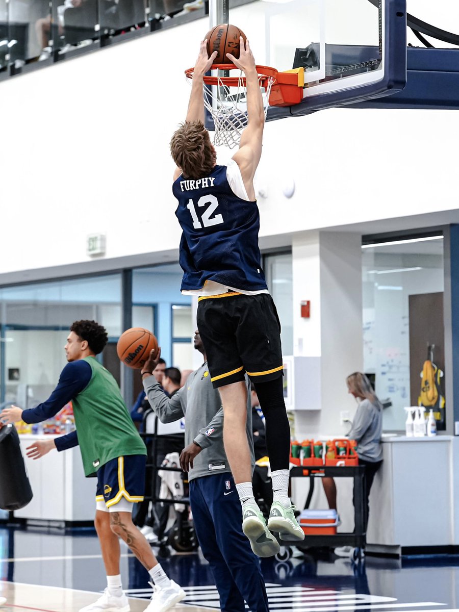Pacers's tweet photo. Clocked in 🔒 https://t.co/br2F4rrCB7
