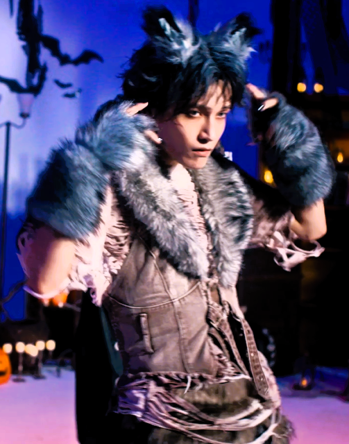 Sinsnse's tweet photo. Mrs.VAMP
サノくん①
狼男らしくクール。 https://t.co/F0Szni8wUo