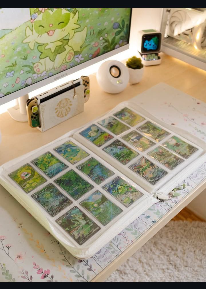 David__Pulls's tweet photo. COZY BINDER GIVEAWAY 🔥🔥🔥

This whole Sprigatito / Grass page could be yours.

1 Winner Takes ALL 18 cards in the binder.
 
Like, RT
Follow me 
Comment your fave grass type 

Winner in 48hrs. Let's make your desk cozy too

Good luck https://t.co/3rWgQwfKL5