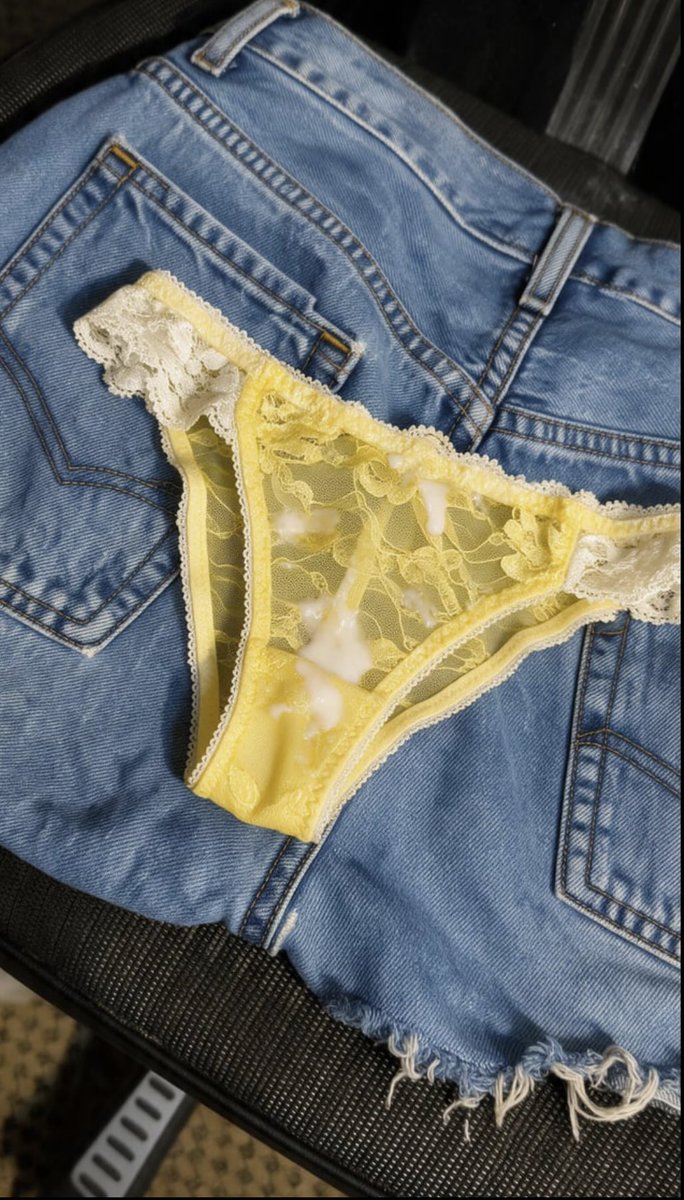 exposedbxpss's tweet photo. anyone else steal panties??
I love filling my PREGNANT MOM AND 41🔁 latina sisters panties with warm babies. 0587e2a578abf619c25295b6c89c1dc1854e35f26e4a185e547d55672a2e9ca515 https://t.co/UTeVDXzUYD