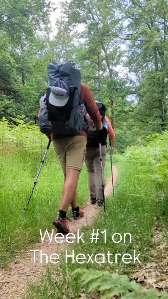 JAMMINGesdetodo's tweet photo. We set off on the adventure of a lifetime: the Hexatrek. Still at the start line, but life already feels simpler. Our only worries: where to sleep, what to eat, and how often. https://t.co/b4QAgEmt3O