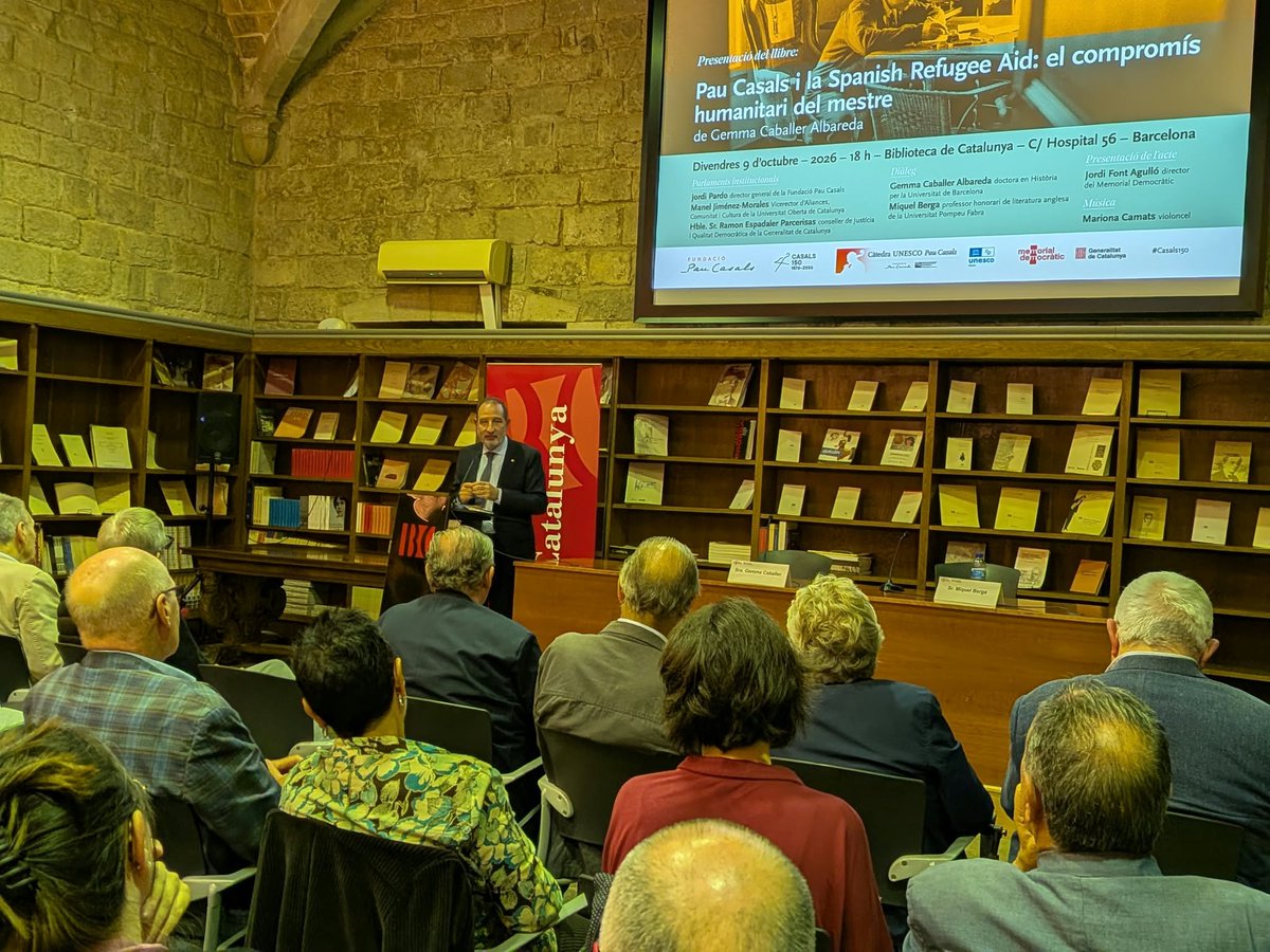 catmemoria's tweet photo. 📘 Una recerca revela el paper clau de Pau Casals en l’ajuda als refugiats republicans per mitjà de la Spanish Refugee Aid.
🖋️ Un llibre inèdit, de Gemma Caballer, documenta la implicació del músic amb els exiliats.
🗣️ L’acte  ha estat presidit pel conseller @Ramon_Espadaler https://t.co/2BgM0Vd2so
