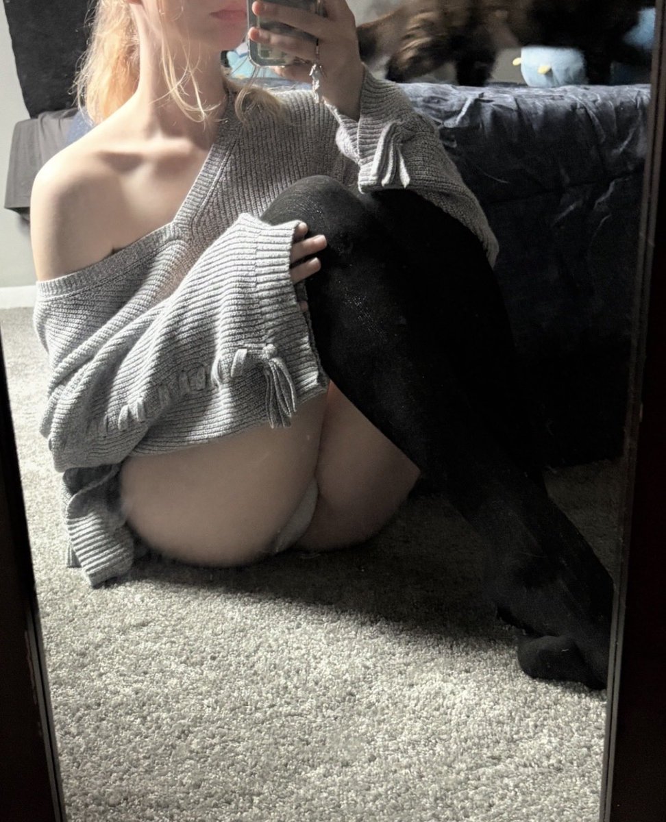 autumngoddess69's tweet photo. Good morning 🤍🩶🖤
•
•
#femsub #femdom #whalesub #finsub #findom #spoilme #nsfw https://t.co/z75laPLPKN