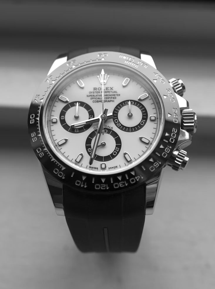 watchcentro tweet picture
