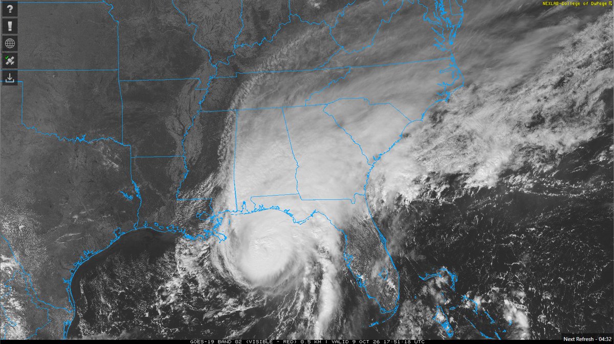 NWSLouisville's tweet photo. Far northern edge of the cloud shield from Hurricane #Isaias  just moving over the Louisville Metro area right now. #kywx #lmkwx https://t.co/K8hF0qAwt2