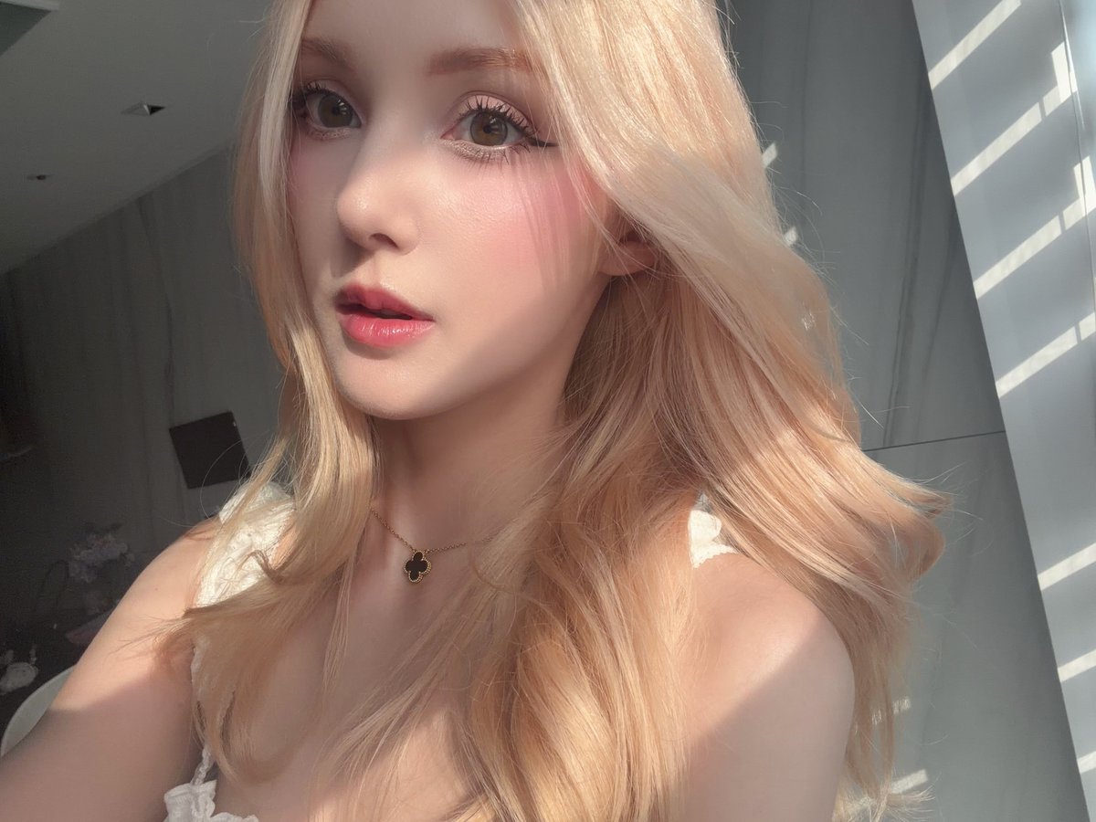 jiascosplay's tweet photo. face reveal https://t.co/Up0DUjiy2r