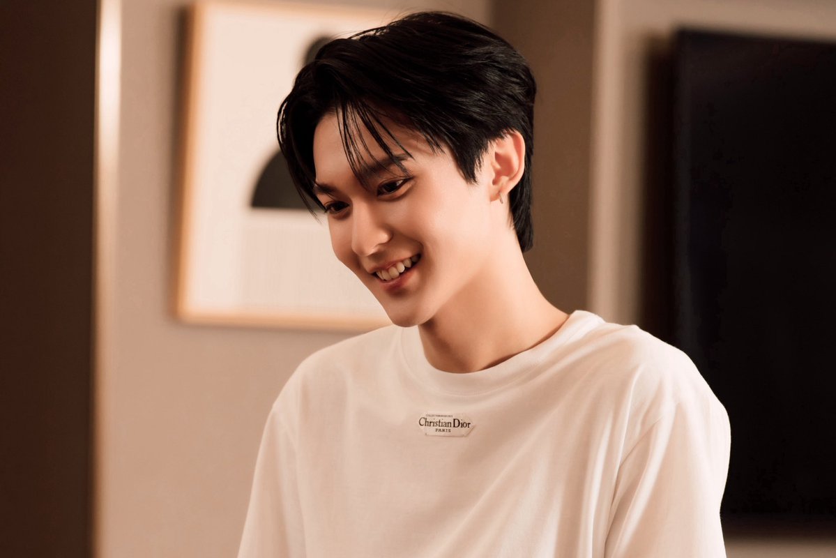 MrFanboySeries's tweet photo. SNEAK PEEK EP.7 🎬

🎞️ รับชม “รักสุดใจนายแฟนบอย Mr. Fanboy Series” พร้อมกันทุกวันเสาร์เวลา 22.15 น. ทางช่อง one 31

📽️ ดูออนไลน์เวอร์ชัน UNCUT เวลา 23.15 น. บนแอป iQIYI และเว็บ https://t.co/CH45u7mlJy ที่เดียวเท่านั้น : https://t.co/qRKnxXqia8

#รักสุดใจนายแฟนบอยSeries
#MrFanboySeries 
#MandeeWork