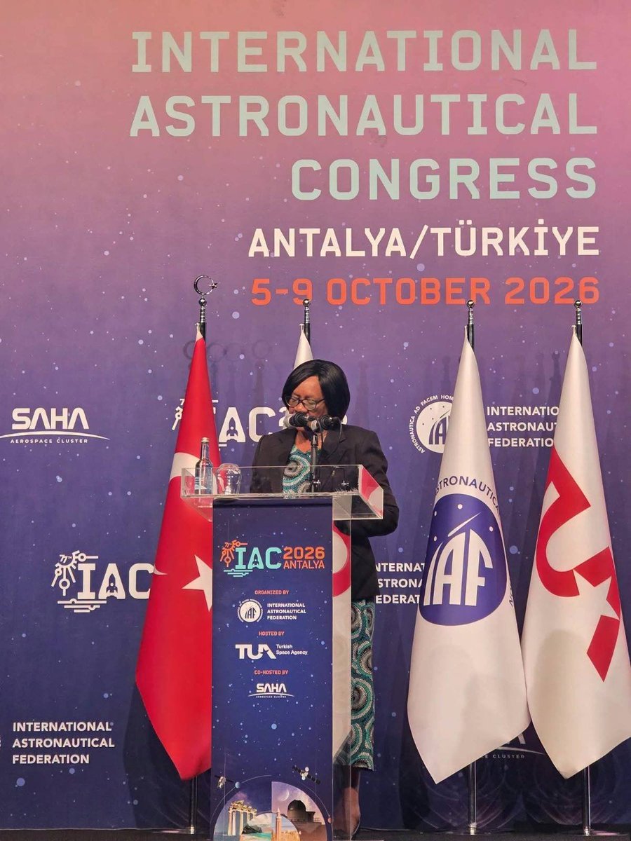 NoeMusah's tweet photo. Zimbabwe is embracing space science as a tool for building climate resilience. Minister Evelyn Ndlovu underscored the importance of satellite technology in strengthening early warning systems and protecting communities against climate-related disasters.
#Vision20 #ZIMSAT https://t.co/lhpeWgsC0e