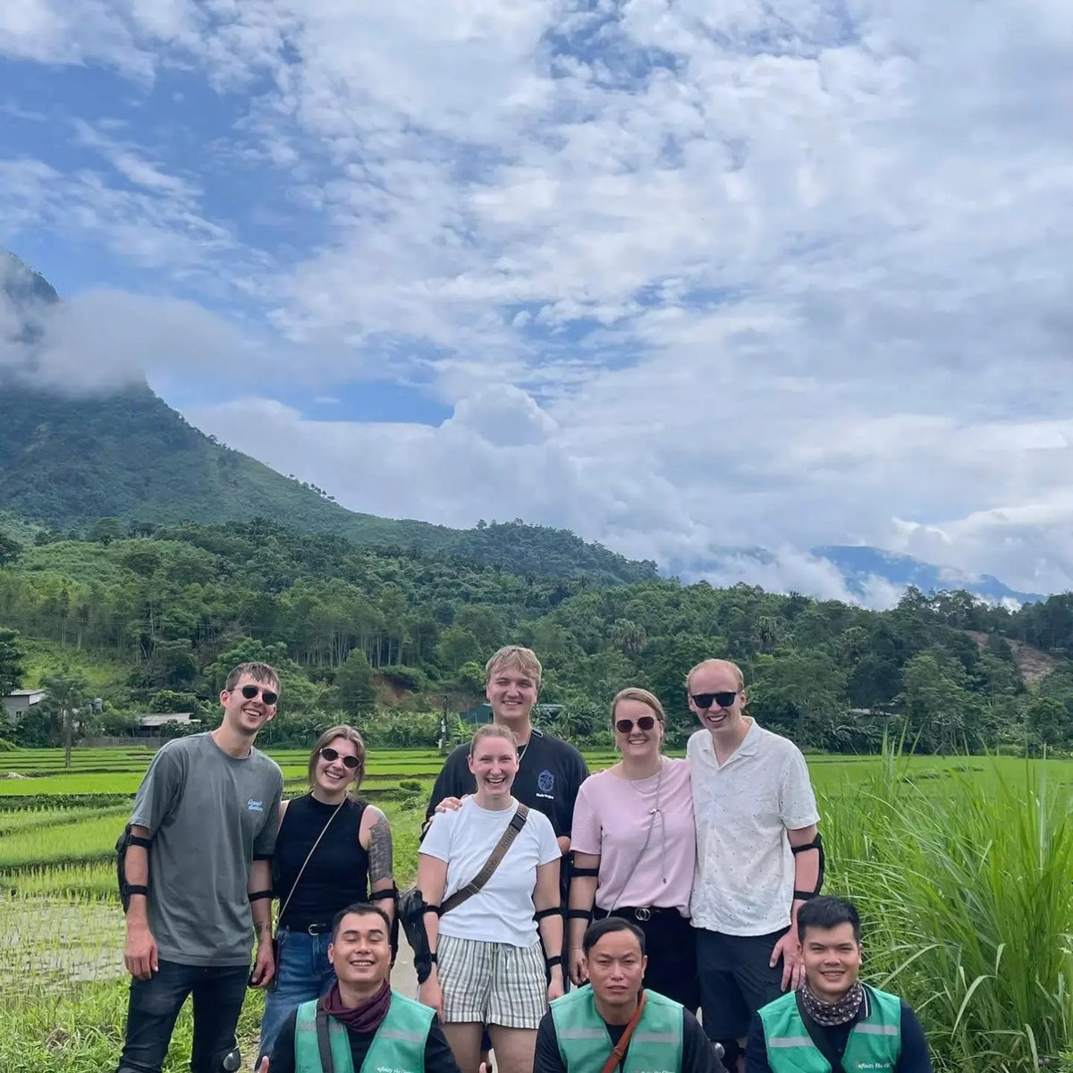 1000Ross's tweet photo. Ha Giang Loop: 4 days of mountain roads, Ma Pi Leng Pass, hidden villages, the Nho Que River, and unforgettable northern Vietnam views. More than a tour, it’s an adventure. https://t.co/3wJeGZAigZ