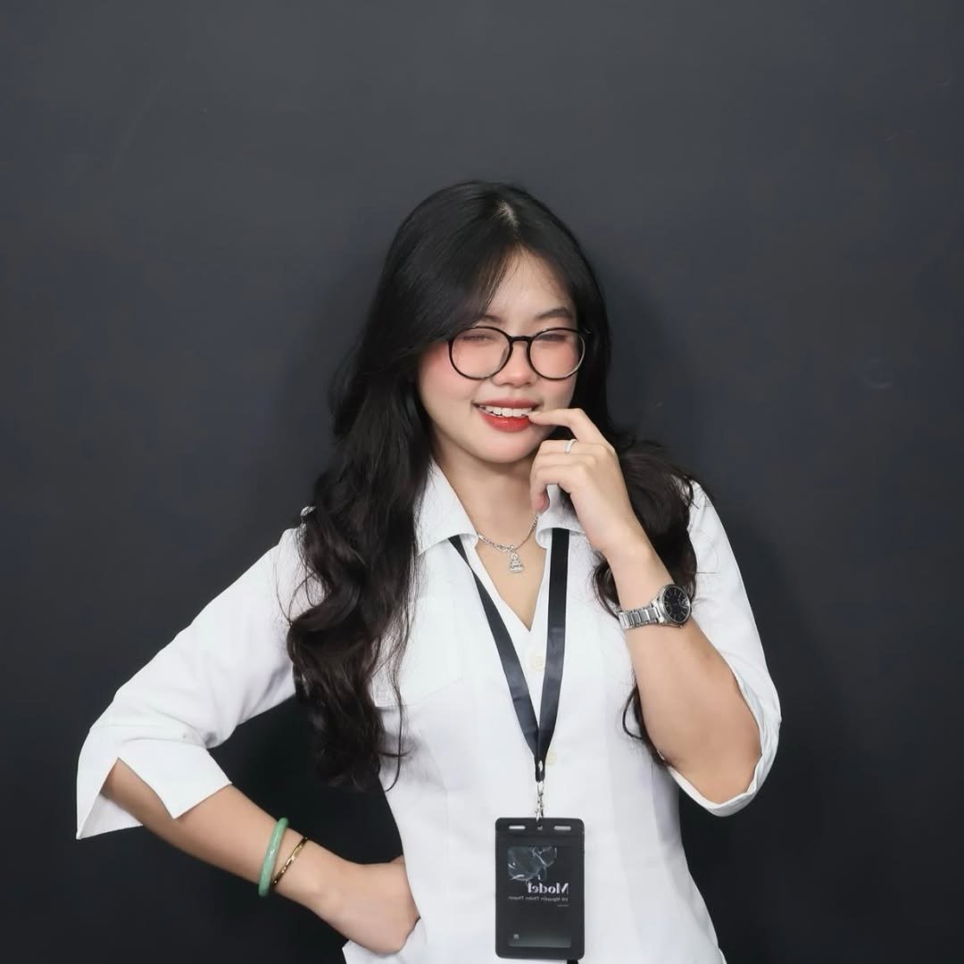 taolayangho1's tweet photo. Tài liệu để thư ký lên bàn rồi ra ngoài diiii
xả draft https://t.co/s70hNKYA4Q
