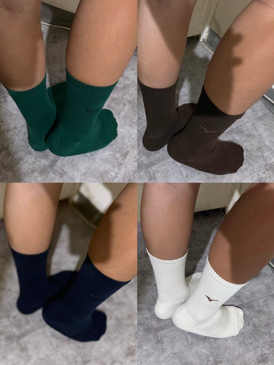 unieeeeeeeun's tweet photo. 第一次買黑白以外的襪子 https://t.co/8sx8J4k7bg