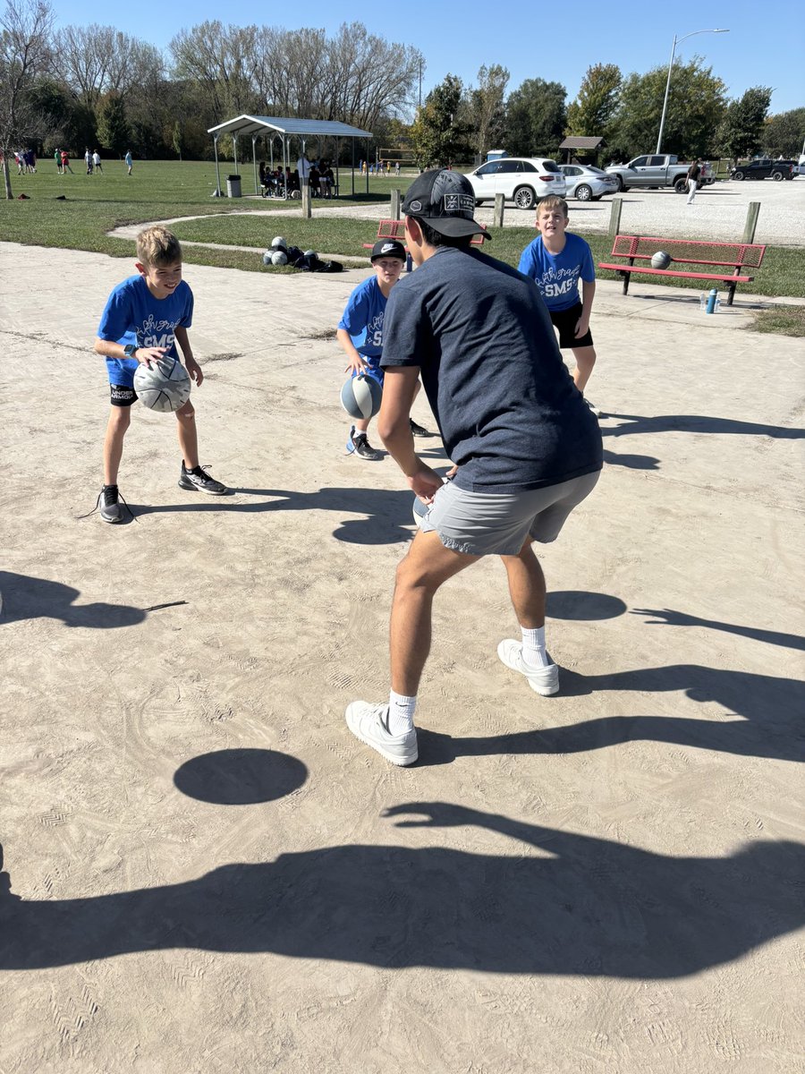 CUNEmbb's tweet photo. Seward Wellness Day! ☀️🏀 https://t.co/KzcarsCNSN