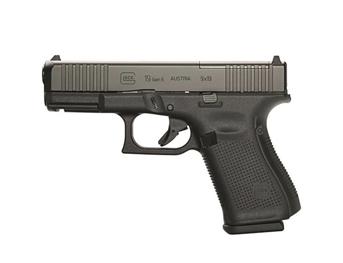 WodenWanderer's tweet photo. The Glock 19 is superior to the 1911. https://t.co/PtYoxmsw5C