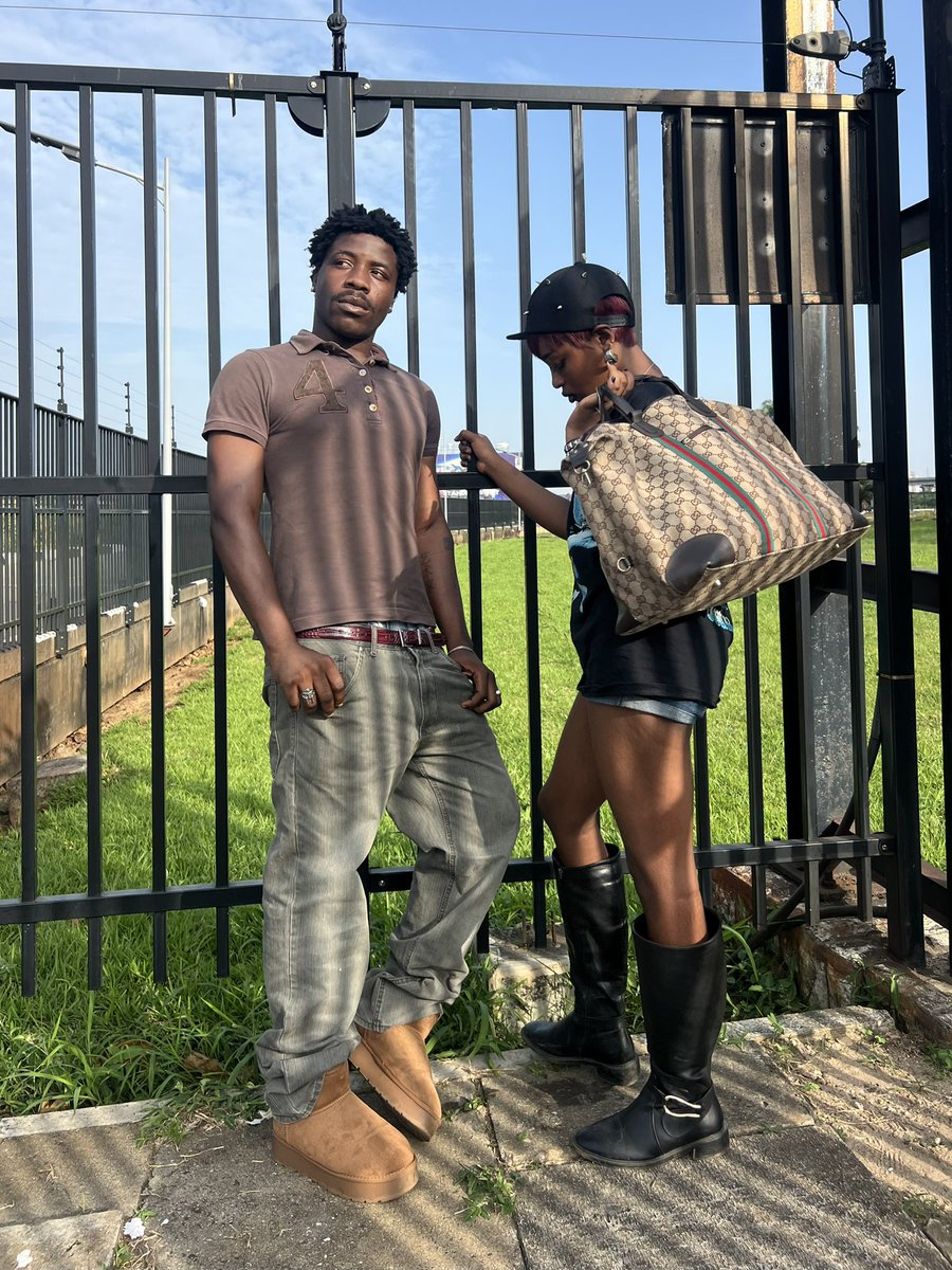 _Maqic_finqer's tweet photo. Point me to the bag🧳 https://t.co/aQXOqL2cRV