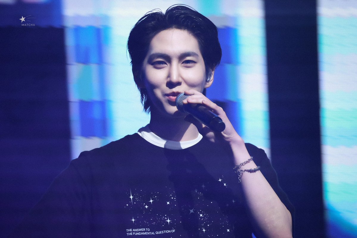 universestyle1's tweet photo. 261009 PENTAGON 10th Anniversary Tour <101010> in Seoul
#신원 #SHINWON #シノン #PENTAGON #PENTAGON_101010 https://t.co/7v1vYw7QXf