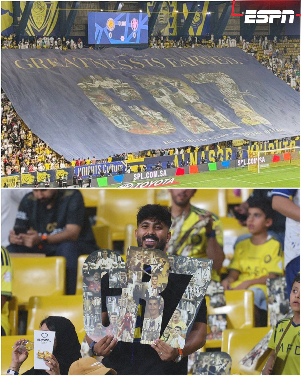 ESPNmx's tweet photo. EL APOYO DEL AL NASSR Y SU AFICIÓN PARA SU CAPITÁN, CRISTIANO RONALDO 👏

Con este tifo y cientos de "C R 7" alentaron al portugués; además, al minuto 7, todo el estadio coreó su nombre

📸 Vía: Saudifutbol https://t.co/8EhXcL6SGP