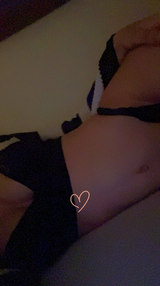mxmmystxr's tweet photo. im so fucking horny right now.. omfg #nsfw #nsfwtwt #goonette https://t.co/YaSeInmvtU