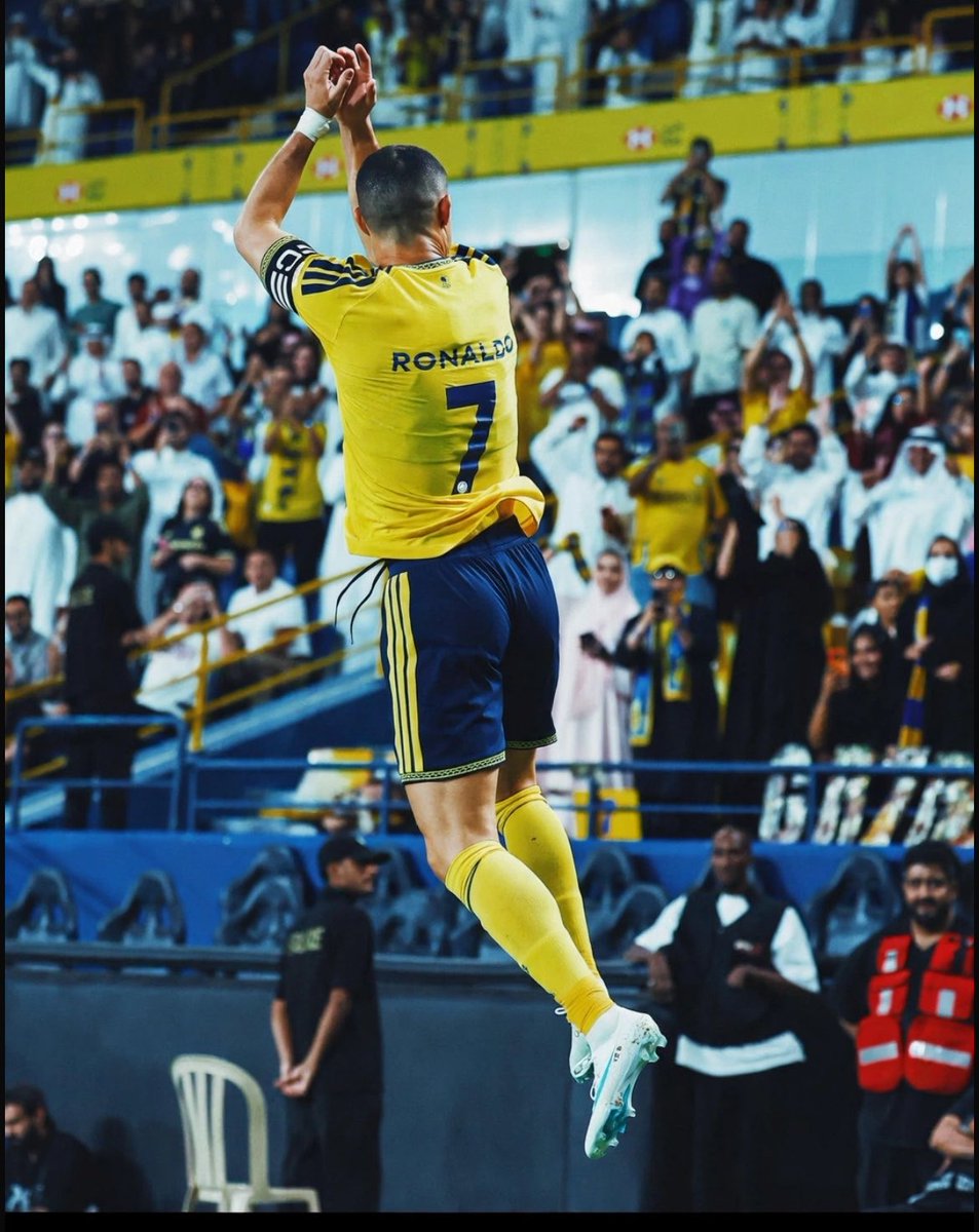RovesataTR's tweet photo. 980 🐐 https://t.co/wKj21pZNDb
