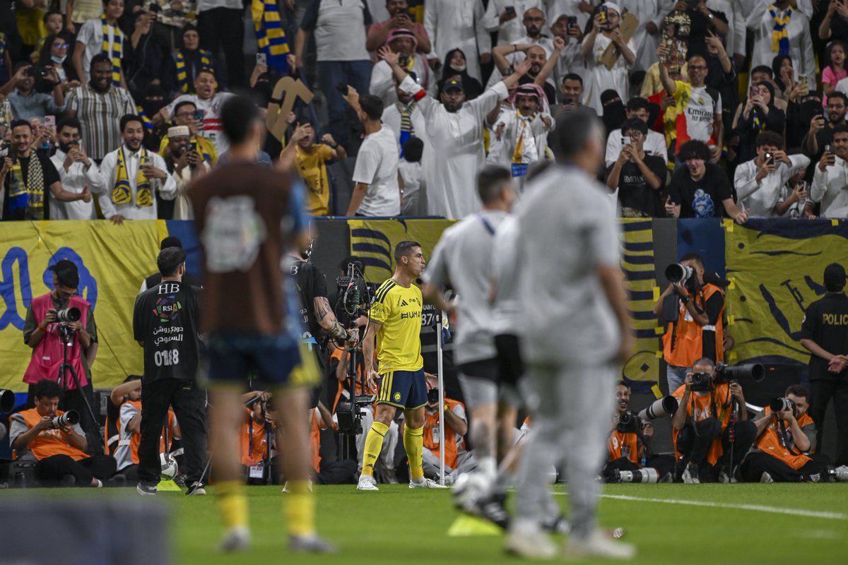 AlNassrFC's tweet photo. بين أحبابه .. سجّل .. فـرح .. واحتفل 🤩 https://t.co/MNEaCecmYQ