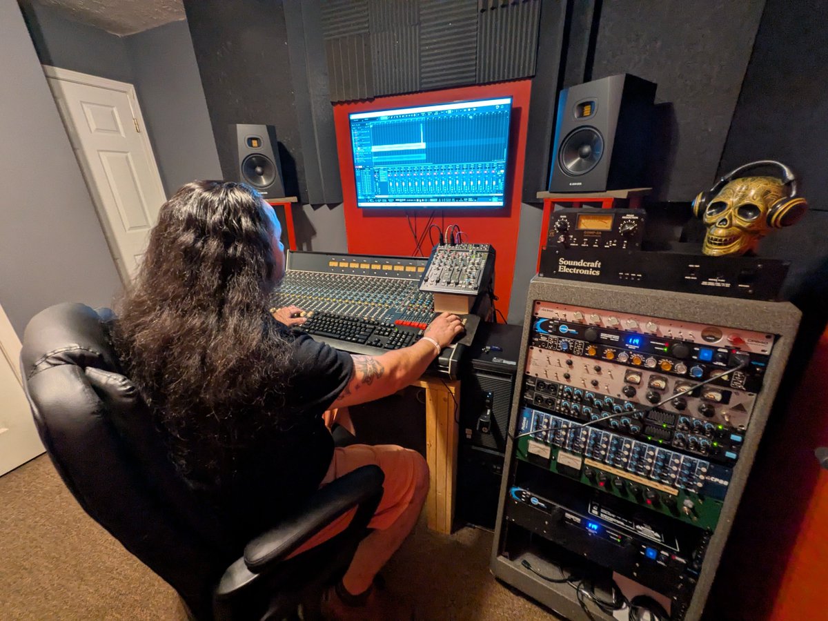 THEREALESMITTY's tweet photo. You can’t simulate 30 years of pushing electricity.

My hip-hop journey started back in the day when the legendary Brian "Raydar" Ellis handed me a Yamaha 1604. No software, no undo buttons—just hands on faders, real meters, and learning exactly how to make a mix breathe by driving the hardware to its absolute limit.

Three decades later, that foundational analog philosophy is engineered into the very DNA of my studio. Today, the records I produce, mix, and master are processed through a custom-routed, massive hybrid signal chain: 24 channels of pure discrete tracking -> Vintage Soundcraft 500 warmth -> Custom Outboard Rack Gear -> Pristine SSL Mix Bus Master Staging.

We run inputs hot like fire without clipping or distortion, achieving a deep, 3D, radio-ready glue that a mouse and keyboard simply cannot replicate.

If your music deserves to be felt, not just heard, let’s get to work. Link in bio to book your next analog master class or shoot me a DM.

#ESmitty #AnalogMixing #Soundcraft500 #SSL #AudioEngineering #HipHopHistory