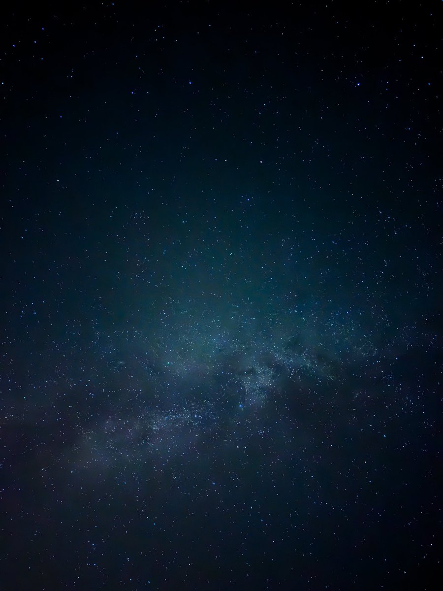 l5l_v's tweet photo. يانجومــي والدروب 🌌. https://t.co/LjtQMhEMwV