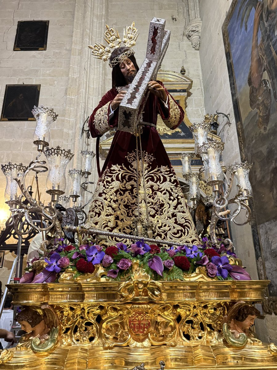 ArcoDelPostigo's tweet photo. Me está encantando el ambiente de Arcos de la Frontera para su Magna de mañana. Da gusto que te reciban como en casa. No perdérsela mañana. https://t.co/AIO66A7wsB