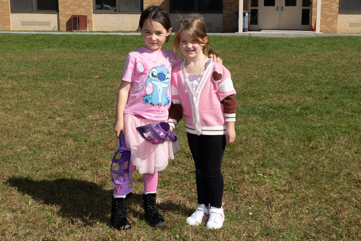 wvcsd's tweet photo. The Warwick Valley Central School District held its annual Pink Out Day on Oct. 9. Students and staff filled the buildings with pink as our school community came together to show its support for breast cancer awareness. https://t.co/KEWNIqks6J