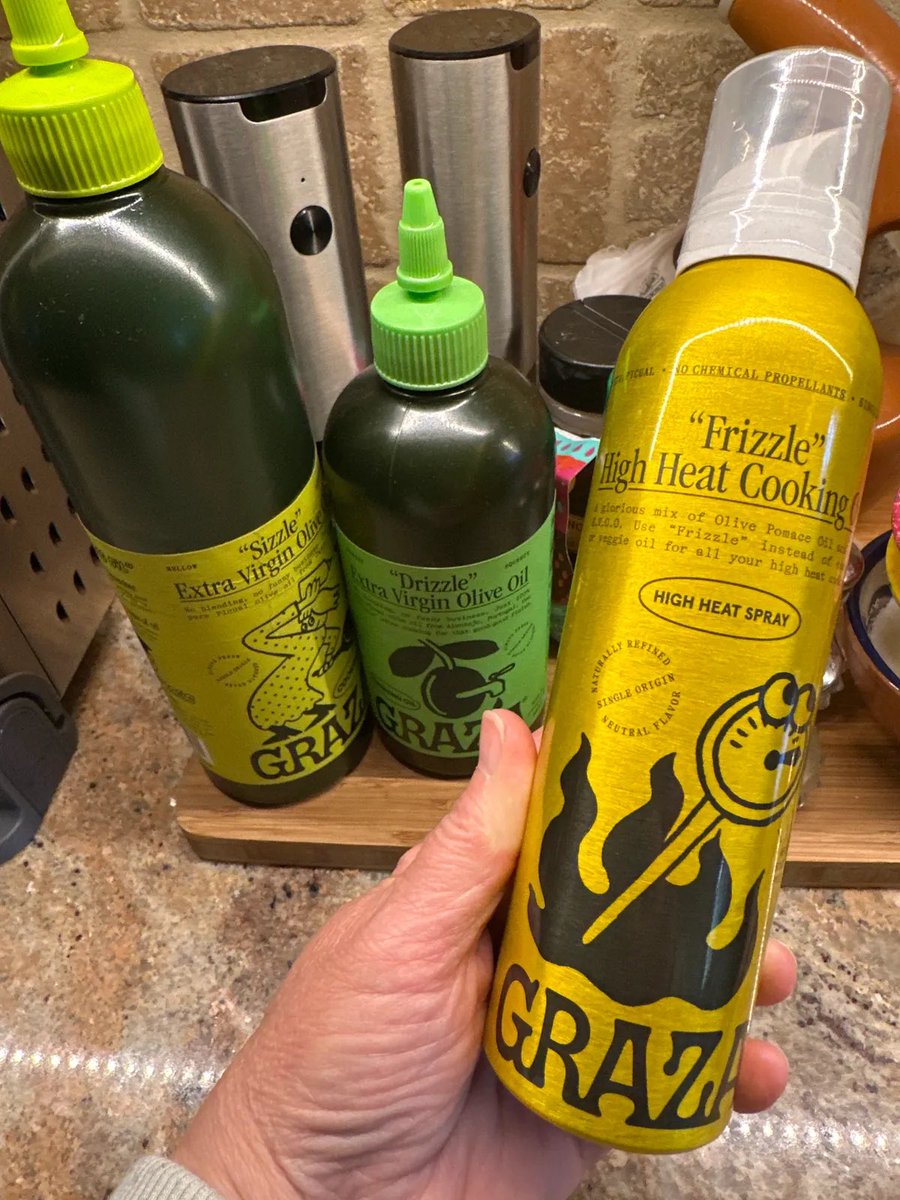 TannerRoth's tweet photo. My girlfriend had this in her pantry, ever since I used it this morning I’ve been fascinating and how drawn I am to the product. Top-tier design and makes you feel royal when you use it, yet it’s simple olive oil. Great brands know this. https://t.co/Ap87e0wFKv