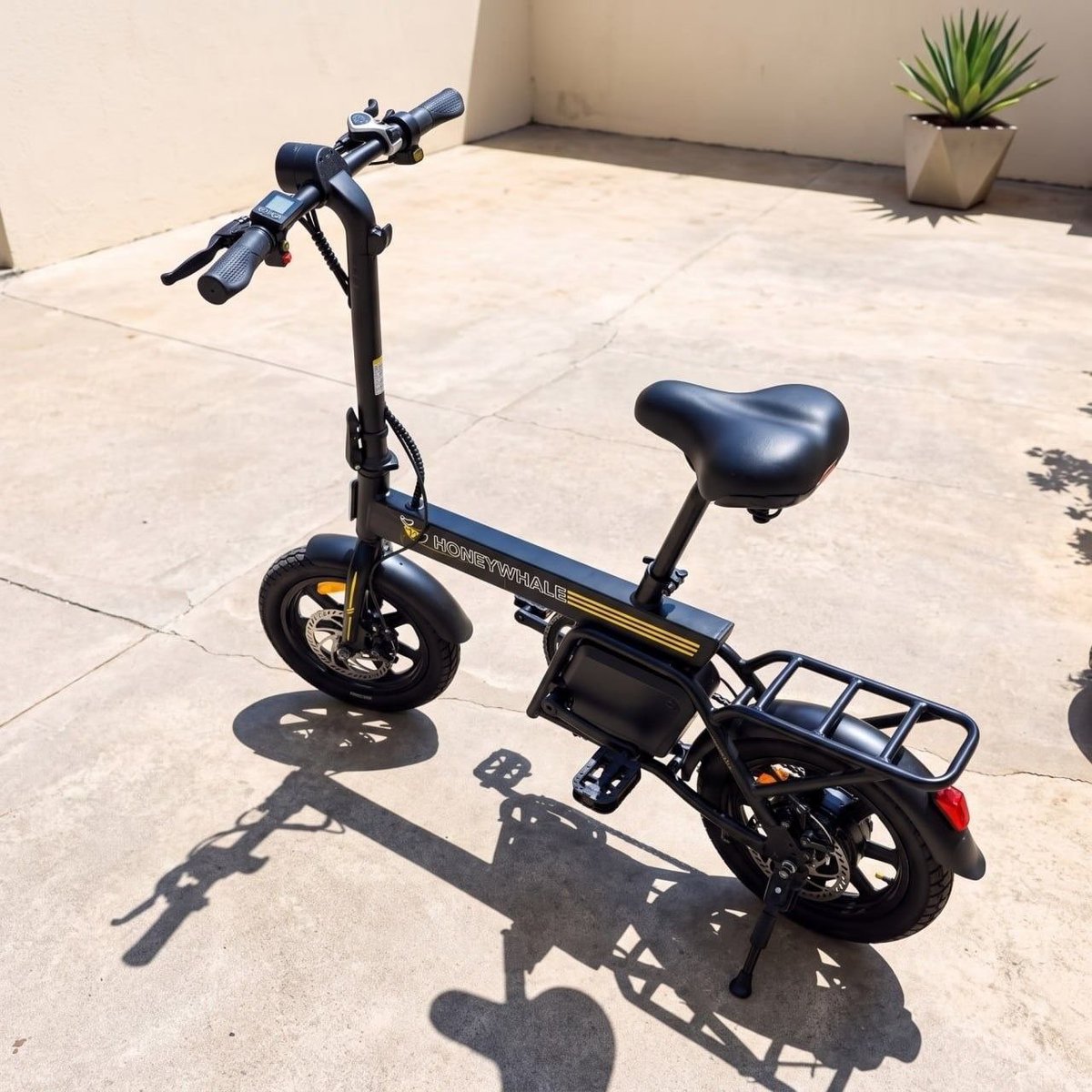 DescontosEe's tweet photo. BIKE ELÉTRICA POR MENOS DE 2K
cupom exclusivo meli+ 

Bicicleta Elétrica Honeywhale B20 440w-35km-25km/h-120kg

R$ 1.958 no Pix
Use o Cupom: MELIMAIS250 🎟️ + Selecione Pix

Vendido por Loja Oficial no ML
https://t.co/X4KHkF0kZY https://t.co/dvtsCxEvkl