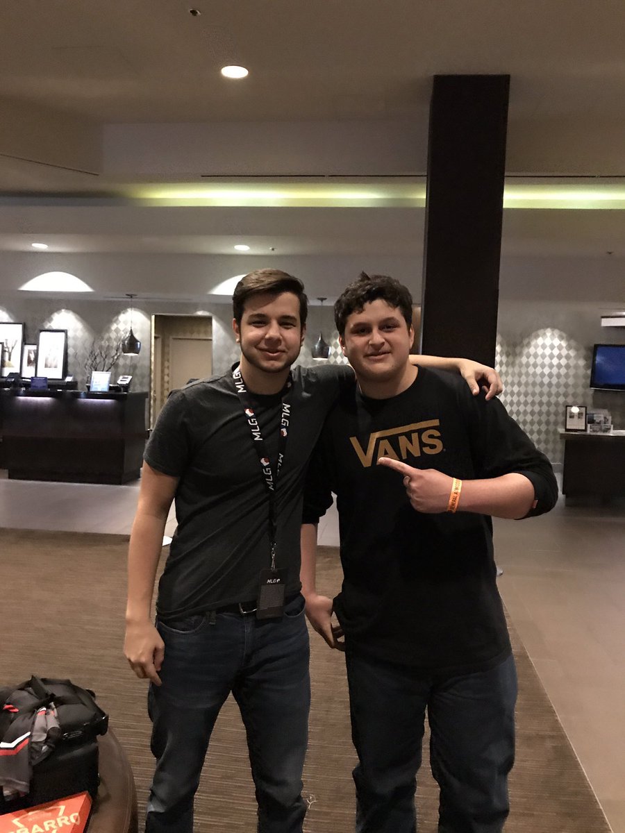 GraffixProd's tweet photo. Biggest flex from my time in the CoD community 💪 https://t.co/mb1C1pSHuN