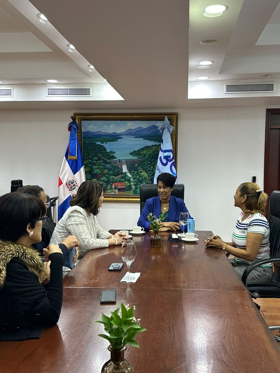 egehidrd's tweet photo. EGEHID recibe a Ángela Livino, experta en hidroelectricidad de la IHA. 

#IHA
#Hidrobombeo 
#Egehid 
#EnergíaSostenible

Más del contenido en https://t.co/Q9xCKUvdmx
¡La energía sostenible del país! https://t.co/Jx3AxYEkFE
