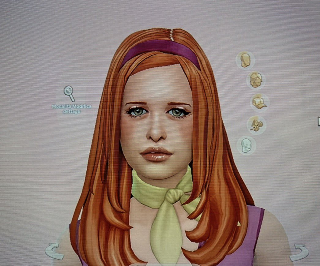 MargaretJenklns's tweet photo. Since it’s almost Halloween, I did Daphne Blake on my the sims 4! ( Sarah Michelle Gellar’s version ) 💅🏻 https://t.co/weLnhQylvP