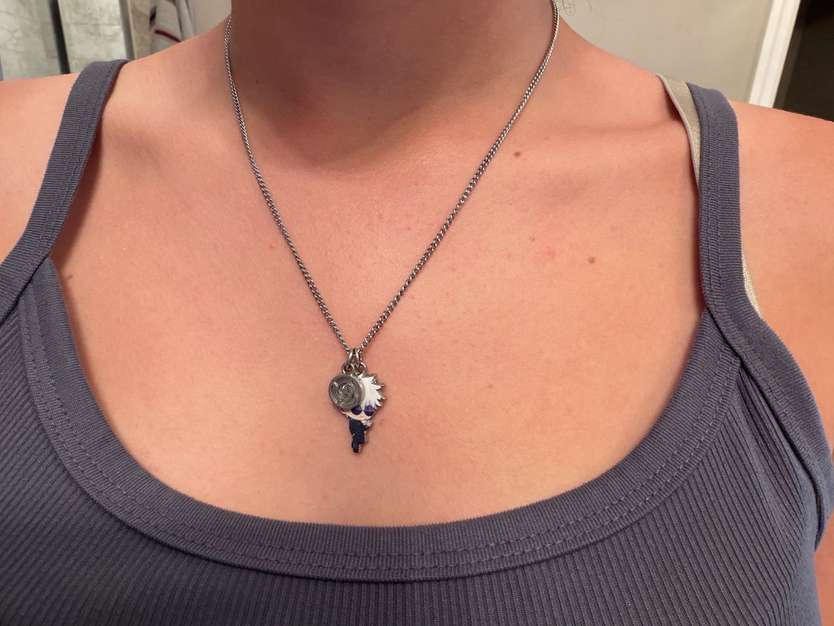 fushirexia's tweet photo. gojo necklace https://t.co/IV4Vb4B8Q3