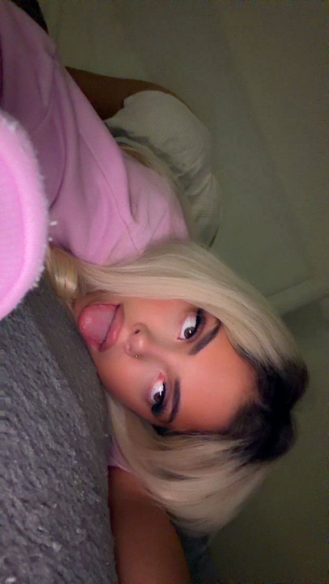 bellazariaa's tweet photo. hii #teenage‌ee https://t.co/9AFOCyMHfj