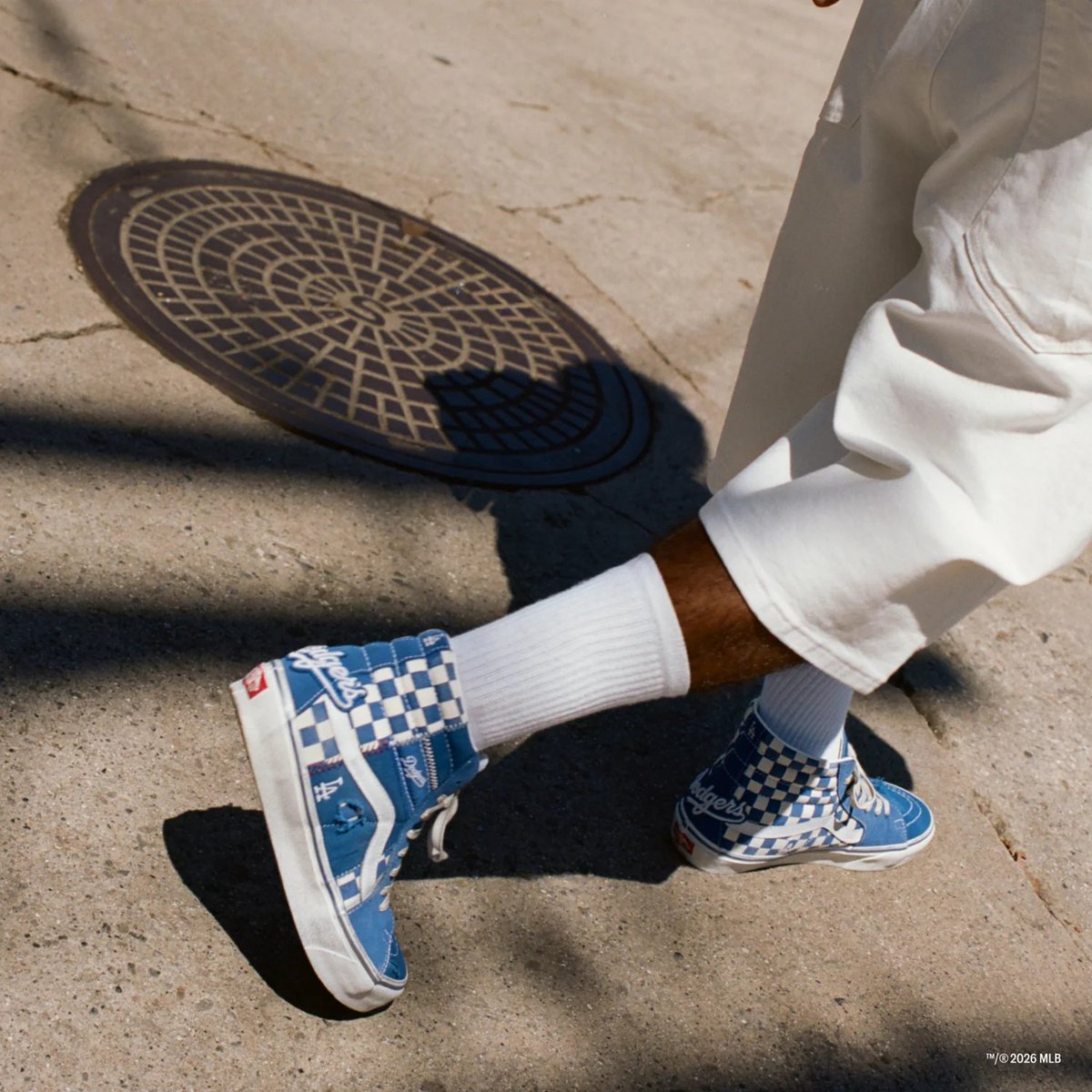 solefed's tweet photo. Last sizes - Los Angeles Dodgers x Vans Sk8-Hi @ WSS #Ad 

> https://t.co/3kz6fZiKC1 https://t.co/Lvv97VCvzx