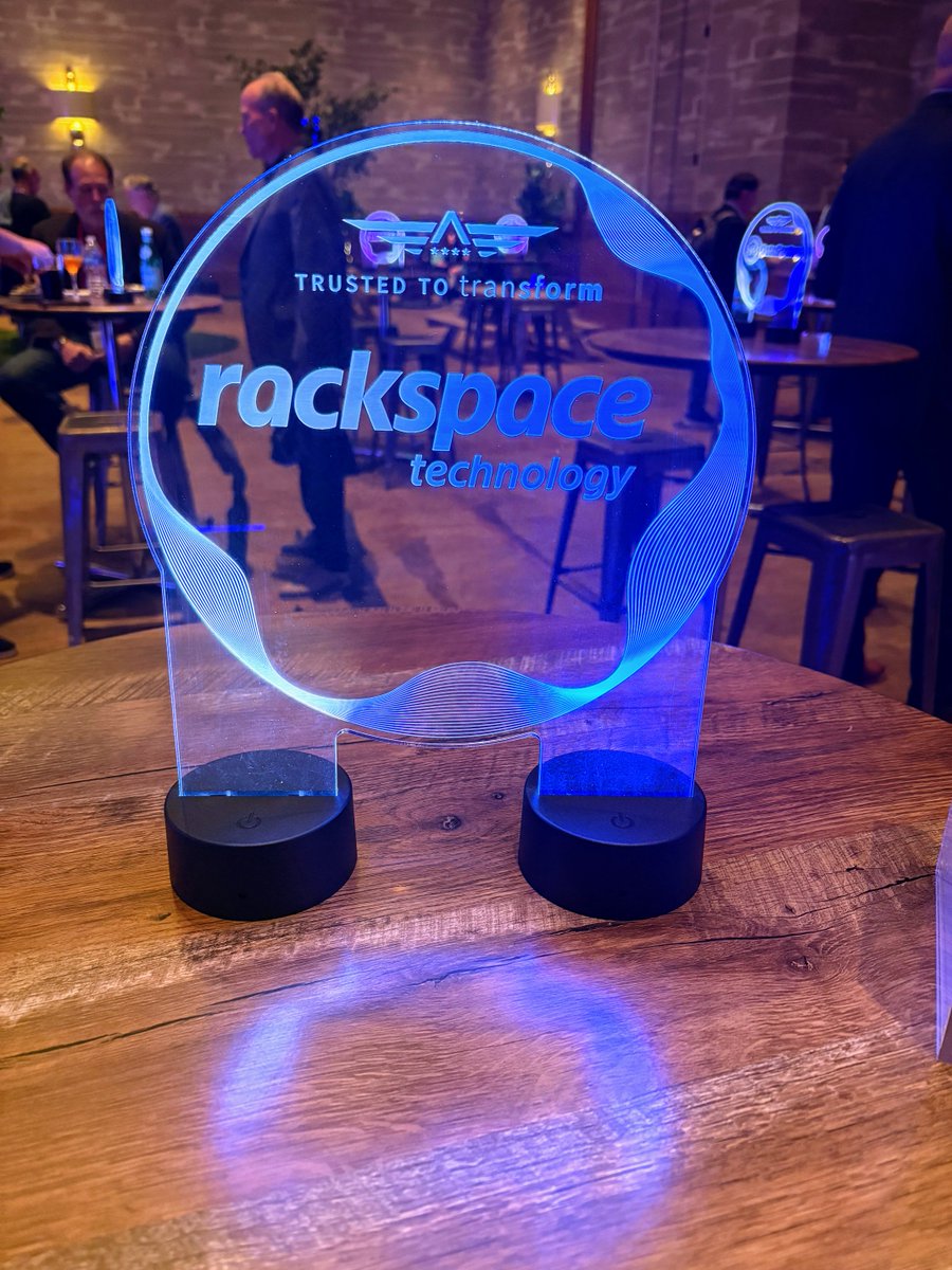 Rackspace tweet picture