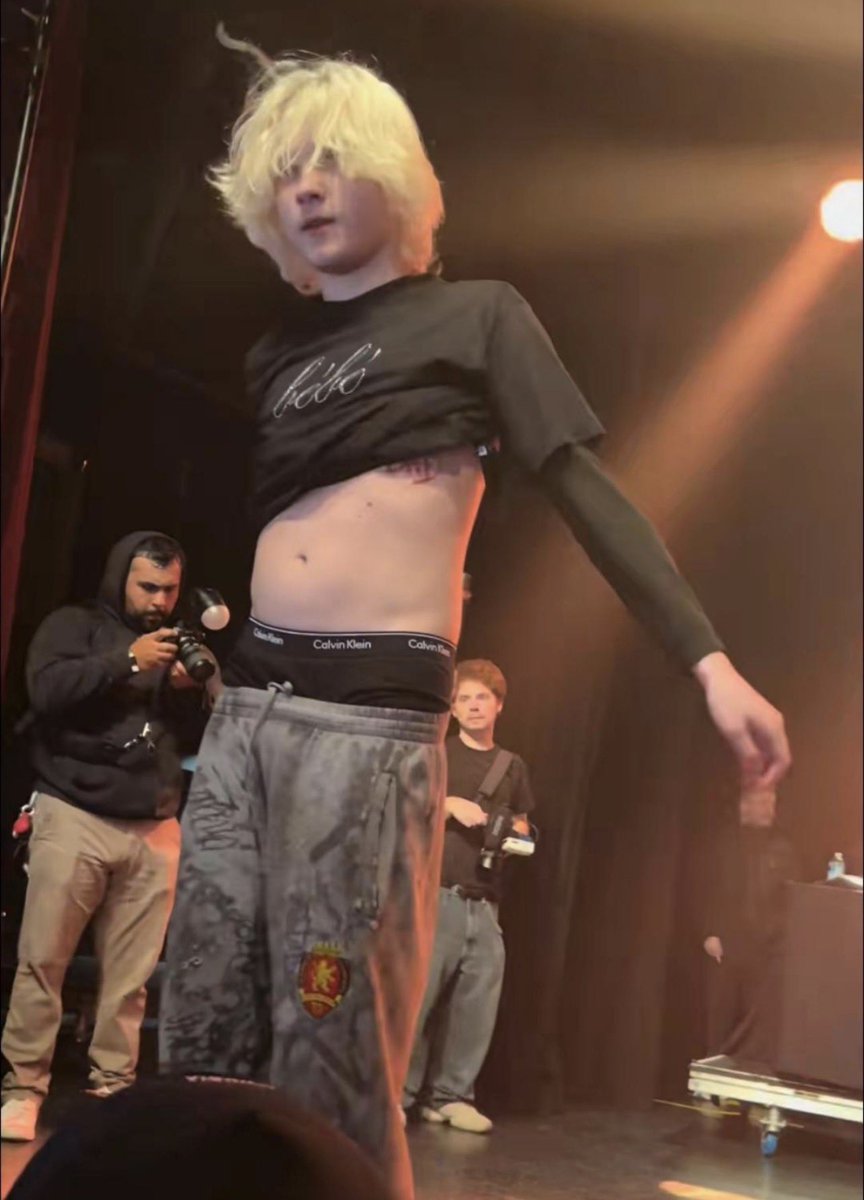 pcsterboy's tweet photo. Dawg i havent shit in 10 days im genuinely built like 2024 nettspend Holy https://t.co/8TzBLwDbJS
